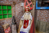 FEATURE -  Sinterklaas is going online