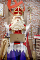 FEATURE -  Sinterklaas is going online