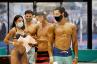 FEATURE - Fitness-Wettbewerb mit Maske in Cancun,