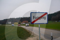 FEATURE -  Aus der Ortschaft Fucking wird Fugging