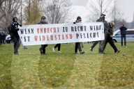NEWS - Coronavirus: Querdenken-Demo im Rheinpark Golzheim