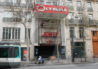 Dans un panorama incertain pour l'avenir des concerts suite à la crise sanitaire du Covid-19, beaucoup d'artistes offre la possibilité d'assister virtuelment à leur tournée avec un concert Live Stream dans une des salles hystoriques de la capitale