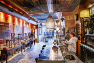 NEWS - Coronavirus: Geschlossene Restaurant, Cafes und Nachtclubs in Den Haag