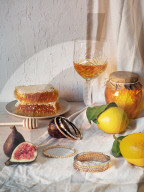 The most wanted. Sweet desire. Treat yourself with Chaumet’s delectable bee my love collection.
