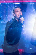 PEOPLE - Robbie Williams tritt in der Jonathan Ross Show auf