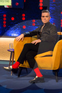 PEOPLE - Robbie Williams tritt in der Jonathan Ross Show auf
