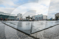 NEWS - Coronavirus: Lockdown am Berliner Alexanderplatz