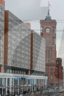 NEWS - Coronavirus: Lockdown am Berliner Alexanderplatz