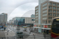 NEWS - Coronavirus: Lockdown am Berliner Alexanderplatz