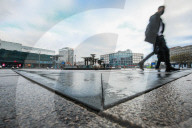 NEWS - Coronavirus: Lockdown am Berliner Alexanderplatz