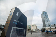 NEWS - Coronavirus: Lockdown am Berliner Alexanderplatz