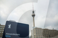 NEWS - Coronavirus: Lockdown am Berliner Alexanderplatz