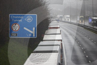 France blocks arrivals from UK