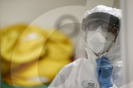 NEWS - Coronavirus: Nah am Menschen: Pflegepersonal auf einer Covid-Intensivstation in Rom