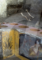 Archaeologists discover ancient 'Street Food Shop' - Pompeii