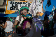 NEWS - Argentinien legalisiert Abtreibung