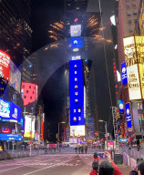 NEWS - So gut wie nichts los: Jahreswechsel am New Yorker Times Square