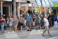 NEWS - Coronavirus: Partygänger trotz steigender Coronazahlen in Palm Beach, Florida