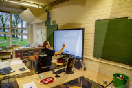 NEWS - Coronavirus: Homeschooling und digitaler Unterricht in den Niederlanden