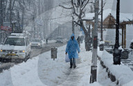 Crippling snowfall over Srinagar