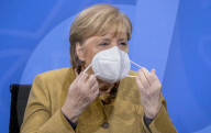 NEWS - Bundeskanzlerin Angela Merkel (CDU) bei Presseunterrichtung nach Corona Besprechung