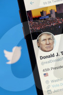 NEWS - USA: Donald Trump auf Twitter und Facebook