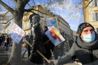 Restaurant owners demonstrate - Neuchatel