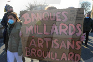 Restaurant owners demonstrate - Neuchatel