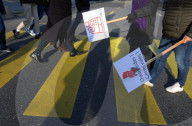 Restaurant owners demonstrate - Neuchatel