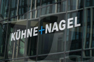 NEWS - Coronavirus:  Logistikunternehmen Kühne + Nagel übernimmt weltweite Verbreitung und Lagerung des Moderna Impfstoffs 