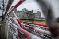 NEWS - Sicherheitsvorkehrungen am Reichstagsgebäude in Berlin