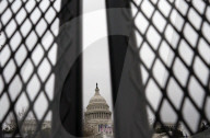 NEWS - Absperrgitter am U.S. Capitol in Washington