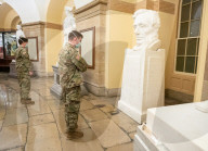 NEWS - Absperrgitter am U.S. Capitol in Washington