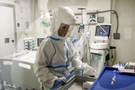 NEWS - Coronavirus: Auf der Intensivstation: Covid-Patienten im Lazzaro Spallanzani Krankenhaus in Rom
