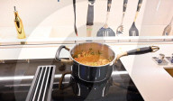 FEATURE - In dieser Küche kocht der Roboter