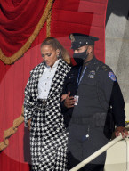 PEOPLE -  Jennifer Lopez singt bei der Probe fÃ¼r die AmtseinfÃ¼hrung von Joe Biden