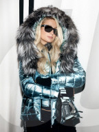 EXKLUSIV -  Paris Hilton und Carter Reum machen Skiferien in Montana