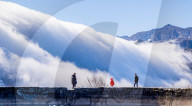 FEATURE - Malerischer Wolken-"Wasserfall" in Nanchuan, China