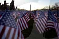 NEWS - USA: Flaggen säumen die National Mall vor der Amtseinführung von Joe Biden