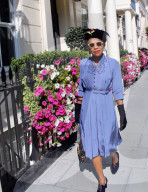 FEATURE - Zeitlos schön: Britin Mars Dilbert hat ihr Faible für Vintage Mode aus den 1930er und 1940er Jahren entdeckt