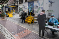 NEWS - Coronavirus: Mobile Covid-19-Testwagen in Hongkong