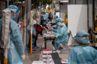 NEWS - Coronavirus: Mobile Covid-19-Testwagen in Hongkong