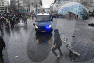 NEWS - Coronavirus: Ausschreitungen bei Protesten gegen Lockdown
