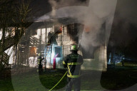 NEWS - Brand in Hamburger Flüchtlingsunterkunft, 27 jähriger Mann stirbt