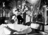 PORTRAIT - Hollywood Photo Archive