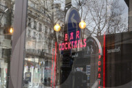 NEWS - Coronavirus: Geschlossene Cafés und Restaurants in Paris