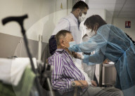 NEWS - Coronavirus: Impfung von Betagten in Strasbourg