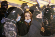 Protests Erupt Over Navalny Prison Sentencing - Russia