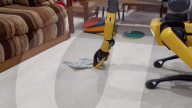 FEATURE - Roboter-Hund ist mit einem Arm noch vielseitiger einsetzbar