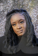 Young women of colour navigate the risky world of forex trading